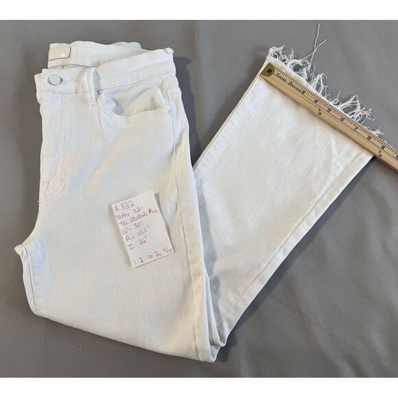Mother Jeans The Weekender Fray Squeeze It White Stretch Denim Size 32 - Picture 13 of 14